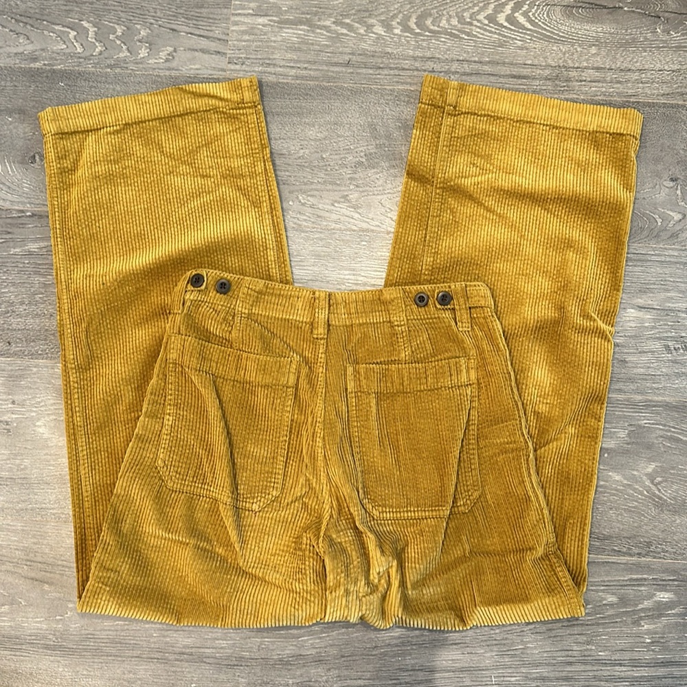 Madewell Griff Superwide-Leg Fatigue Cargo Pants in Garment-Dyed Corduroy - Picture 10 of 12